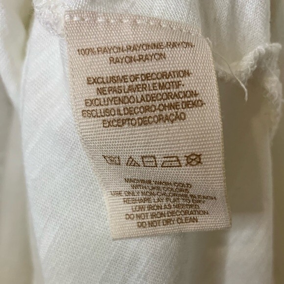 FREE PEOPLE Boho Embellished Flowy Top. Size Small - Picture 10 of 11